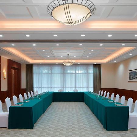 Sheraton Sanya Yalong Bay Resort Exterior photo