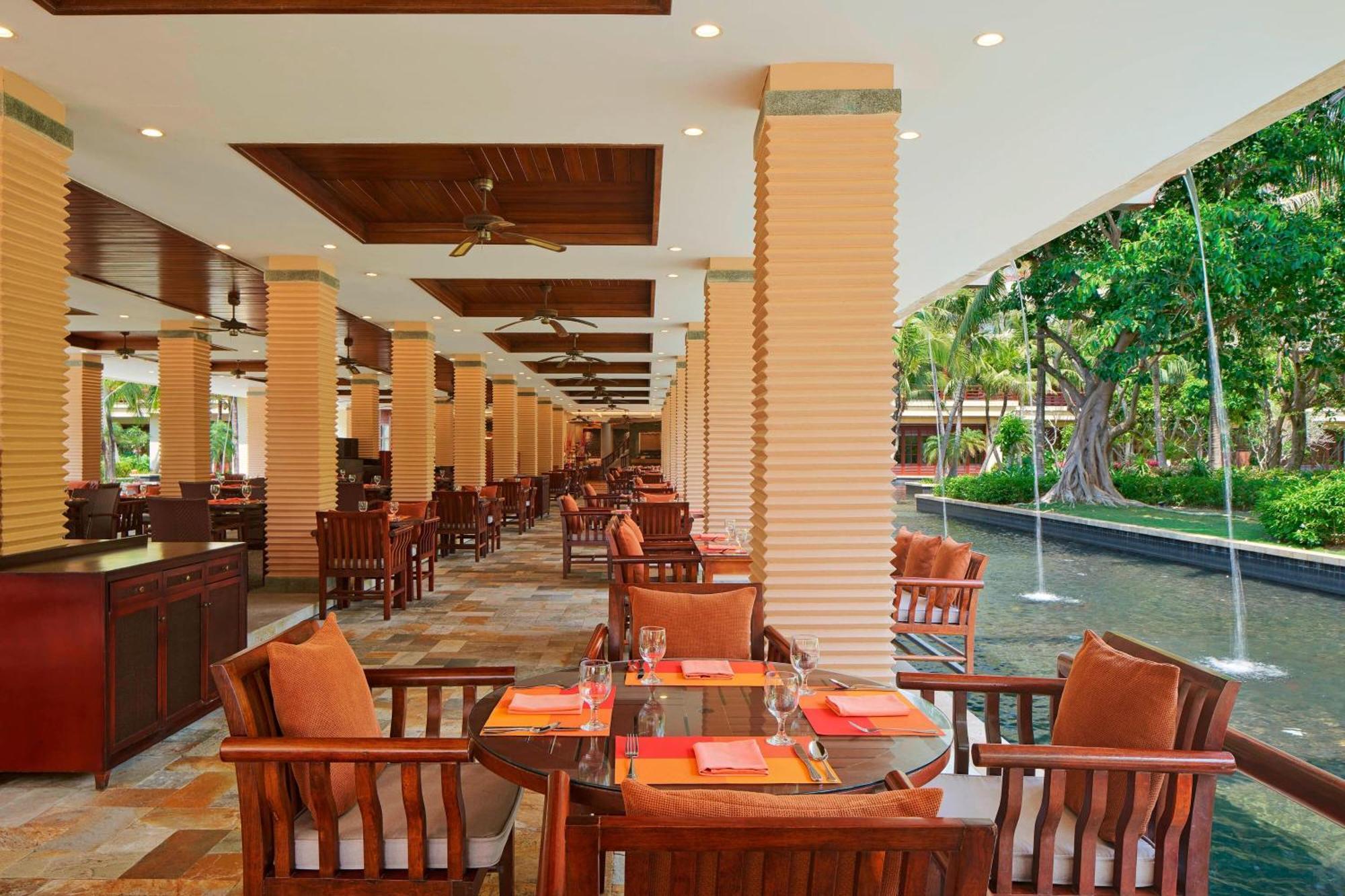 Sheraton Sanya Yalong Bay Resort Exterior photo