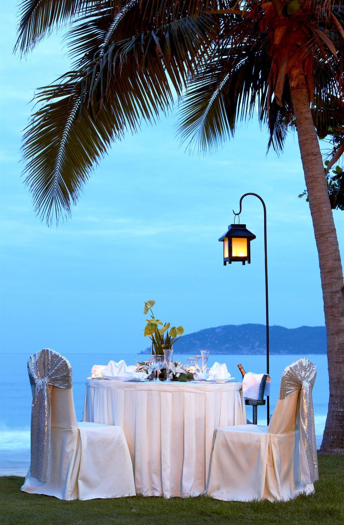 Sheraton Sanya Yalong Bay Resort Exterior photo
