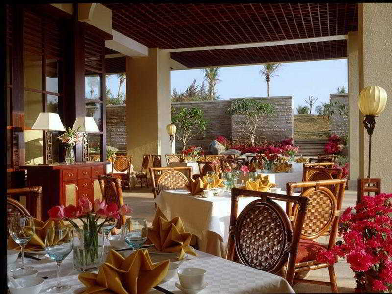 Sheraton Sanya Yalong Bay Resort Exterior photo